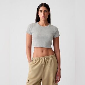 Gap Modern Rib Ultra-Cropped T-Shirt